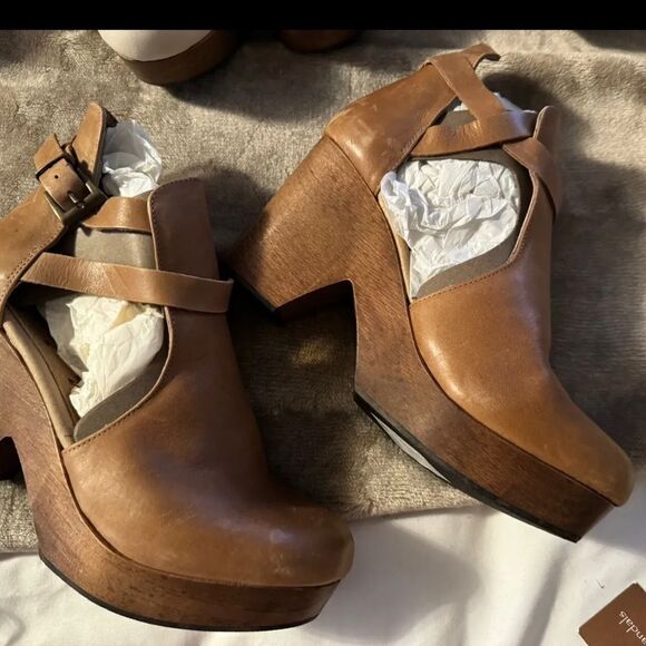 New Free People Cedar Platform Clogs Heels - Picture 3 of 5
